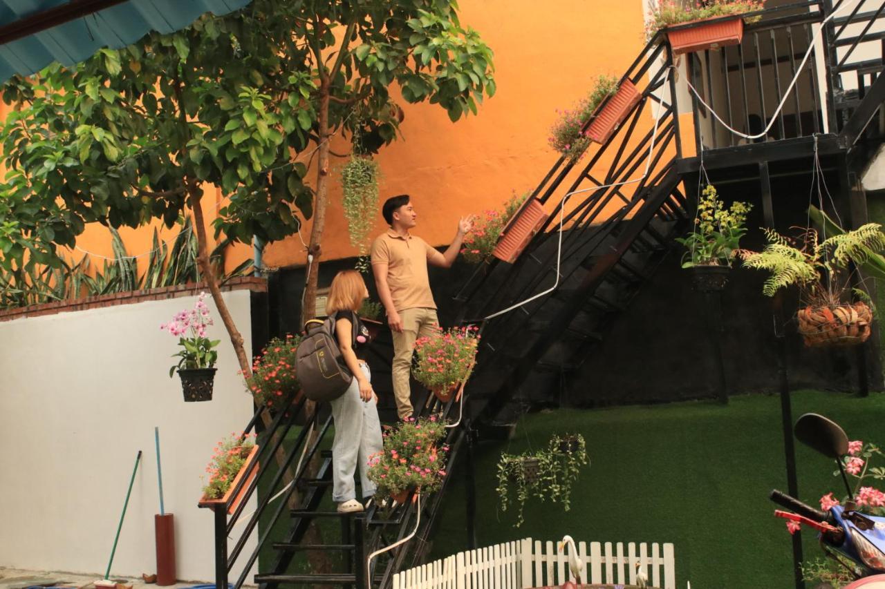 Nana Backpackers Hostel Vientiane Esterno foto