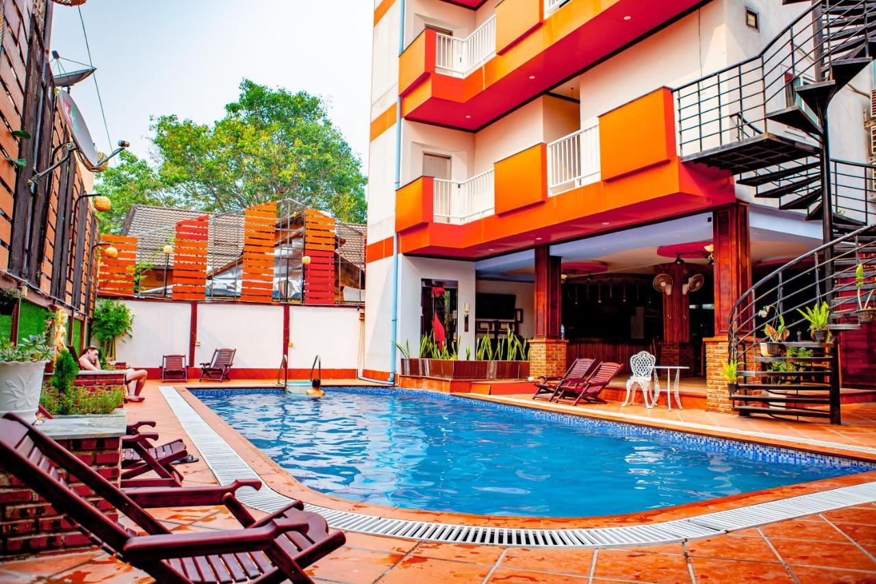 Nana Backpackers Hostel Vientiane Esterno foto