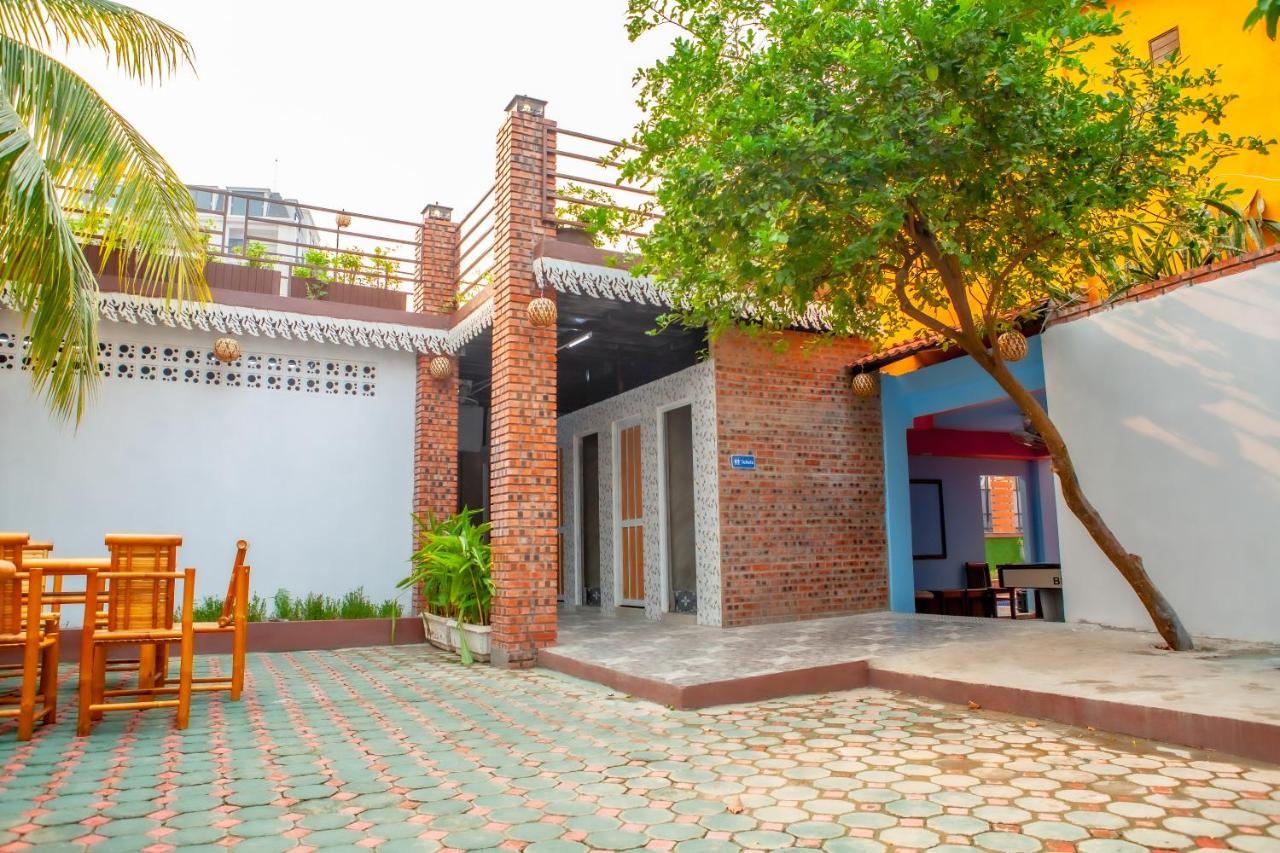 Nana Backpackers Hostel Vientiane Esterno foto